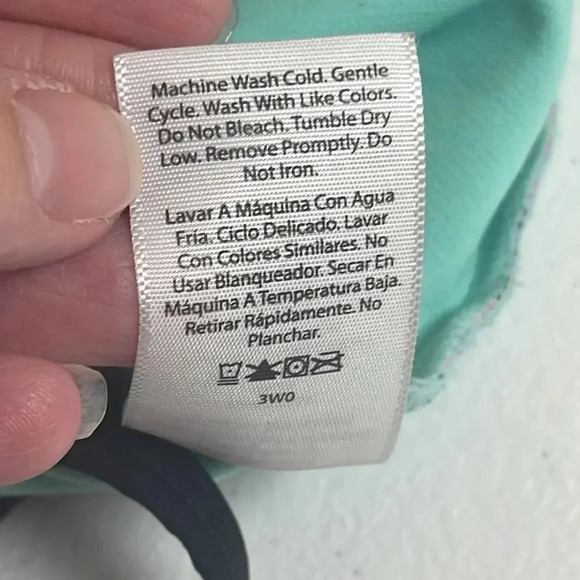 Wonder Nation Tie Dye Cover and Floral One-Piece Floral Bathing Suit - Size 6/6X - Picture 5 of 10